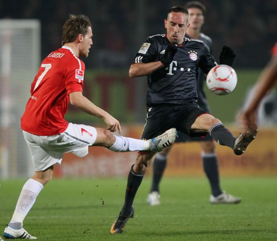 并且以更加 并且以更加